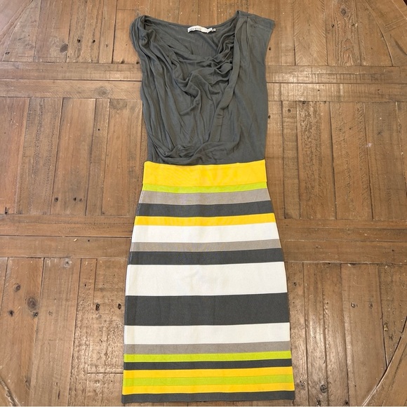 Karen Millen Striped Yellow White Gray Stretch BodyCon Sleeveless Dress 1 US 0 - Picture 2 of 10